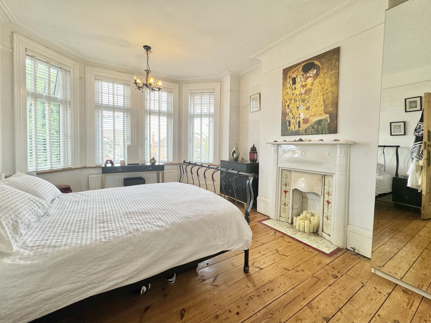 Bourne Hill, London
